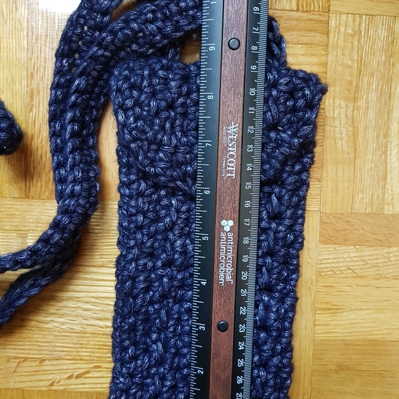 Hand crocheted over the shoulder/crossbody side bag - Picture 3 of 6